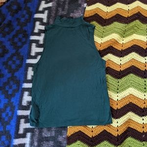 American Eagle Mock Neck tank top